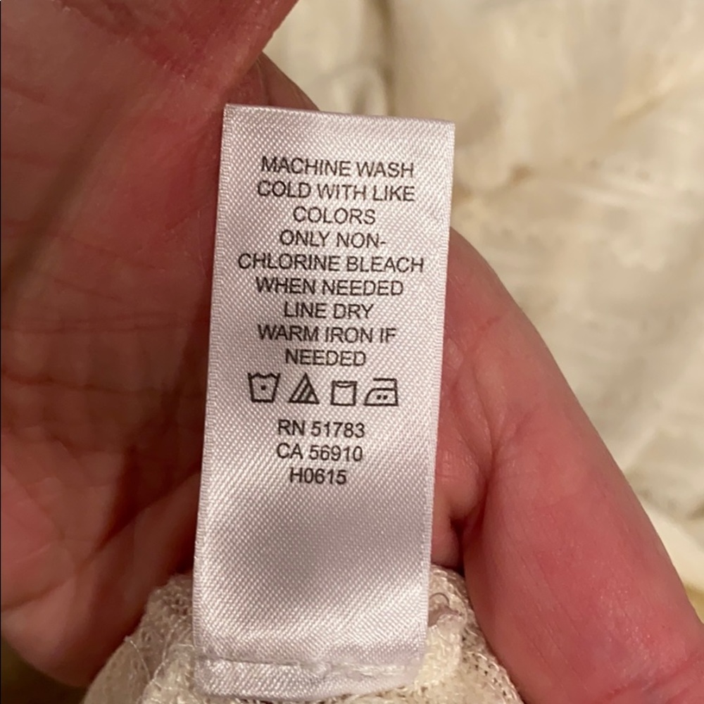 Women’s Maurices shirt size 4 (plus sized) - Picture 6 of 7